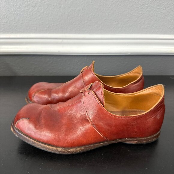 Cydwoq Branch Red Brown Leather Lace-up Detail Loafers Flat Shoes Size 38 $354 - Picture 1 of 8